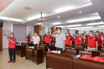 玉塘街道在职党员集中报到 四大工程打通服务群众“最后一公里”