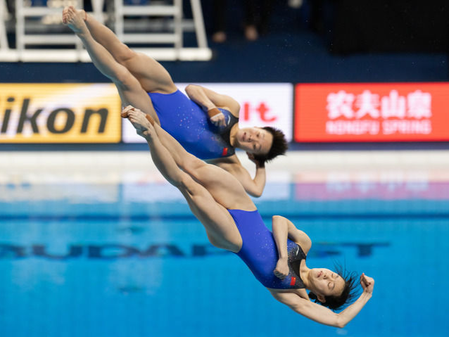 中国18金与美国并列第一 中国跳水横扫全部金牌