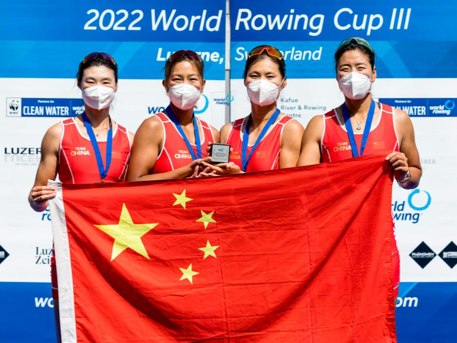 赛艇世界杯收官 中国队获得男、女四人双桨年度总冠军