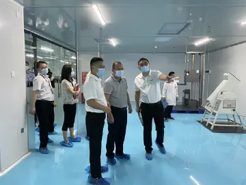 玉塘街道主动送服务上门 提振企业发展信心
