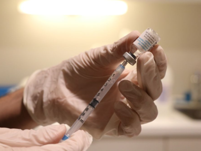 猴痘疫苗紧缺 欧盟支持“一拆五”注射法