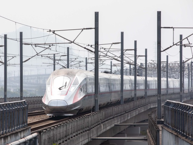 2022年铁路暑运收官 全国铁路累计发送旅客4.4亿人次
