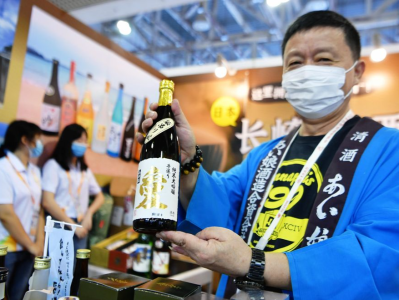 为税收拟促年轻人饮酒 日本国税厅活动引争议