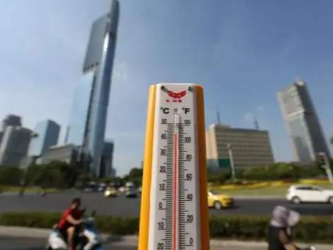 中央气象台连续23天发布高温预警！40℃已够不上Top10！