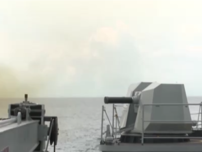 海军护卫舰赴南海海域开展连续3天实弹射击训练