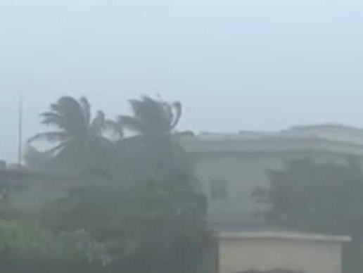 受台风“木兰”影响，广东珠海横琴口岸暂停通关