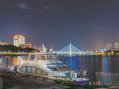 ​惠州拟重启“东江游”项目，点亮夜间经济发展新引擎