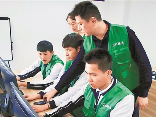 深圳已有技能人才399万人，高技能人才超三成