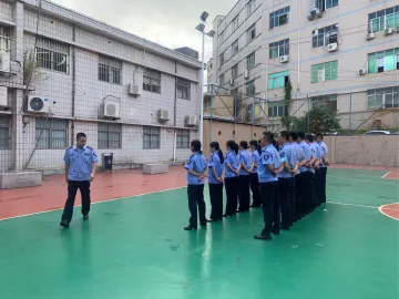 强体魄，炼意志！凤凰街道组织网格员开展军训