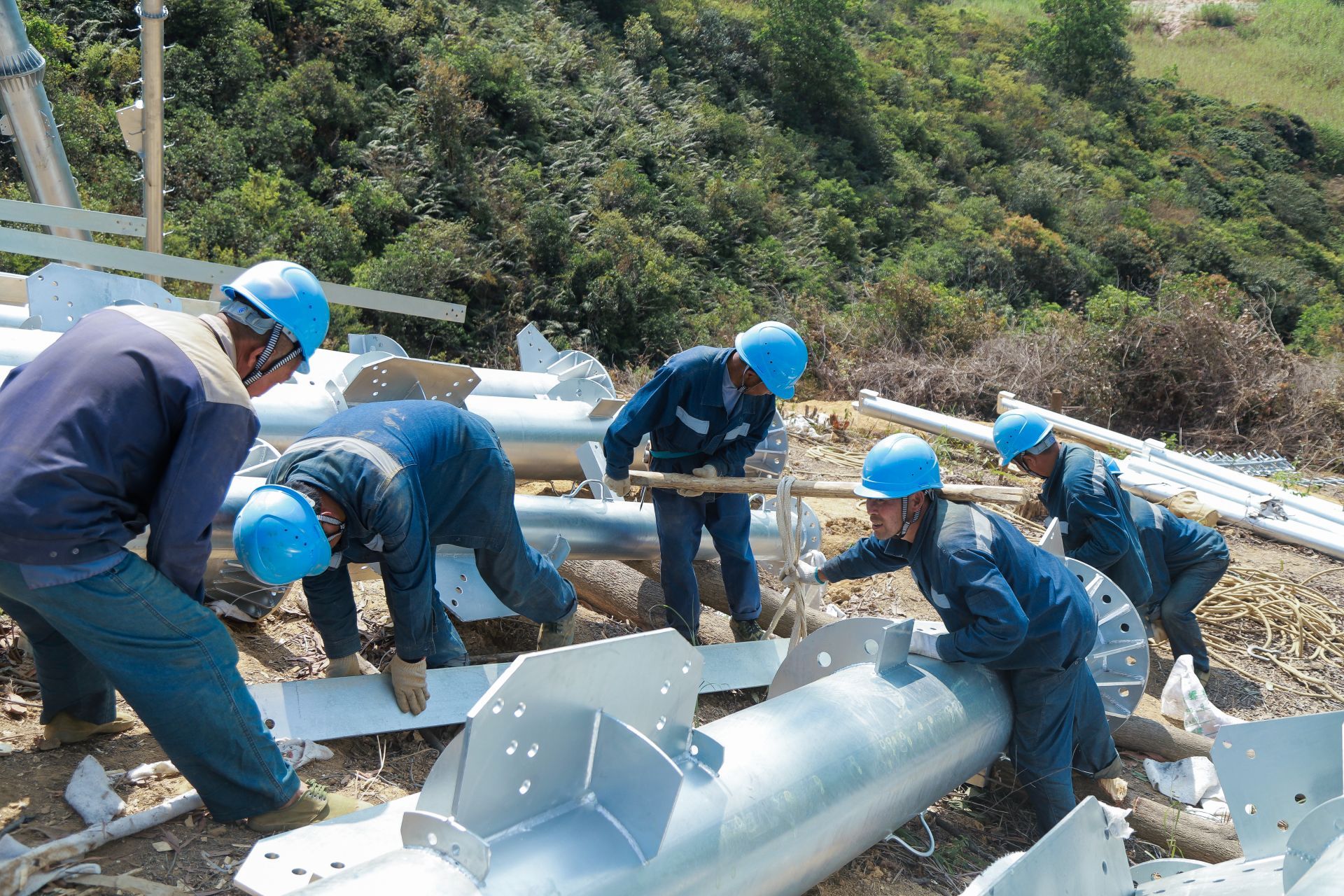 深圳电网迎峰度夏添动力,广东目标网架一期工程深圳段竣工投产