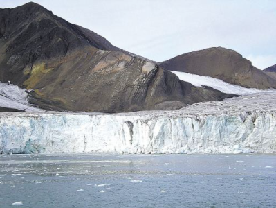 新研究：气候变化可能导致东南极冰盖加快融化