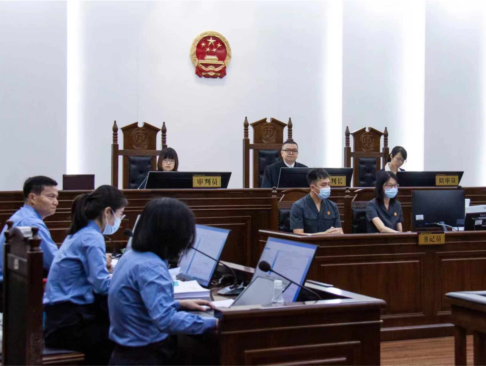 深圳龙岗法院司法建议被省部级机关采纳