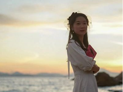鸡窝里的女博士