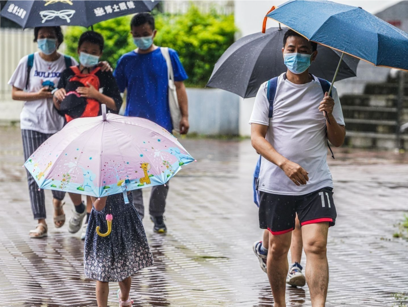 广东明起三天迎台风雨，安全知识需牢记
