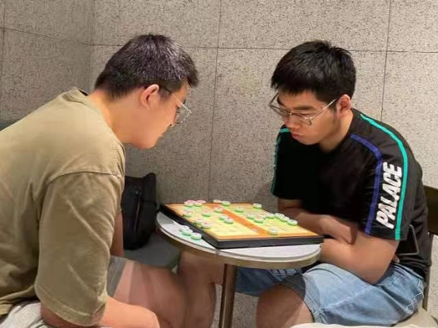 海外留学生网络象棋联谊赛收兵：象棋联结彼此