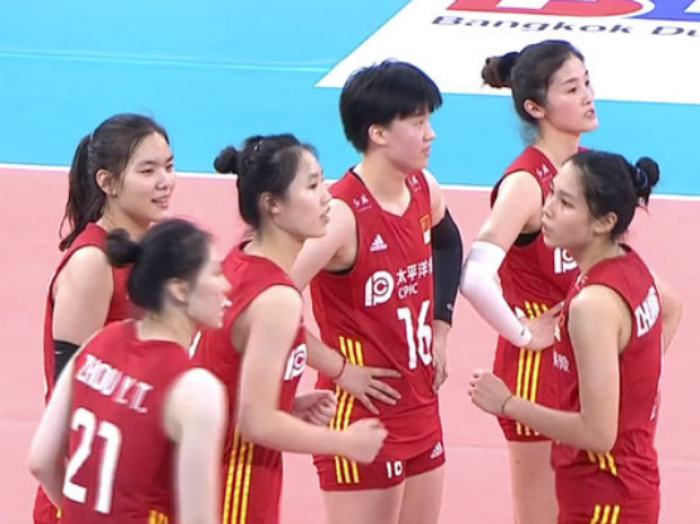 1比3不敌日本队，中国女排获得亚洲杯亚军