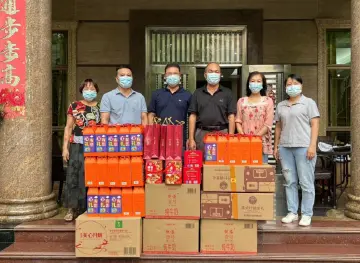 玉塘街道走访慰问辖区统战人士