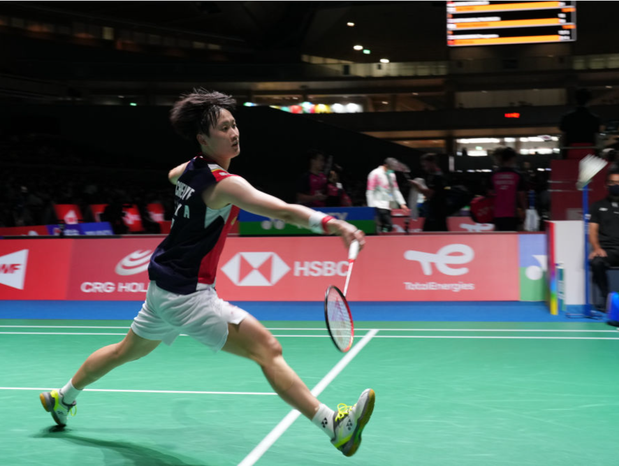 中国队陈雨菲、韩悦闯入羽毛球世锦赛女单八强