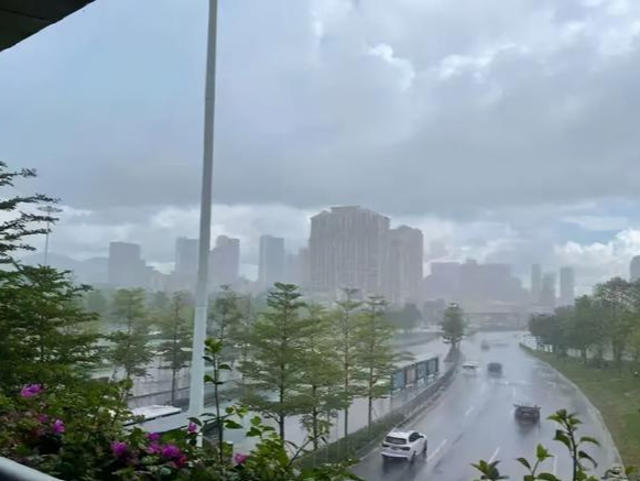 深圳8月5日凌晨起降雨再次加强，有暴雨局部大暴雨