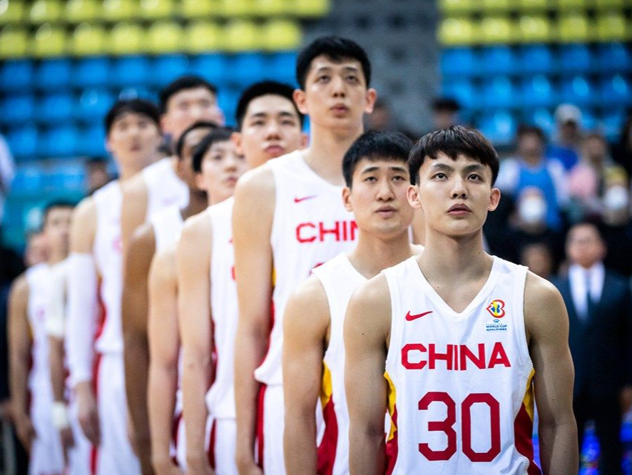 世预赛中国男篮击败巴林队 第四窗口期两战全胜