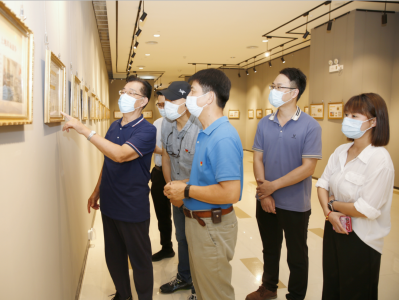 《党的光辉历程》邮票专题展览在深圳展出