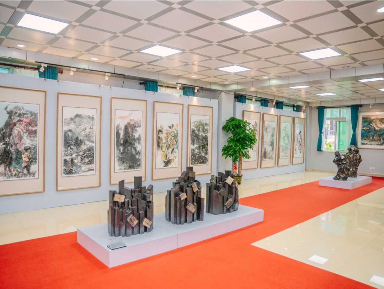 “不忘初心，爱我中华”全国名家书画作品展在深圳举办