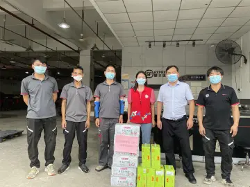 马田街道为一线防疫人员送“清凉”