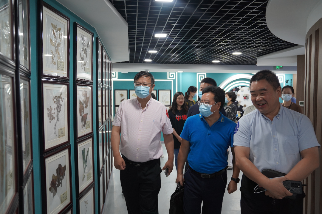 坪山区“人才体验官” 探访平乐骨伤科医院总院区