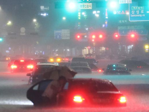 韩国已将暴风雨危机警报提至“严重级”，中使馆提醒加强防范