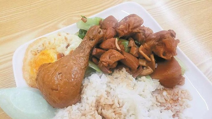 深网观察丨疗愈心灵的，可能只是一份平凡的猪脚饭