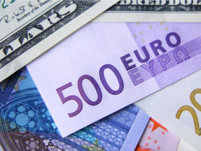 欧盟再向乌克兰提供10亿欧元经济援助