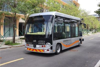澳门大学智驾巴士驶入横琴合作区测试运营