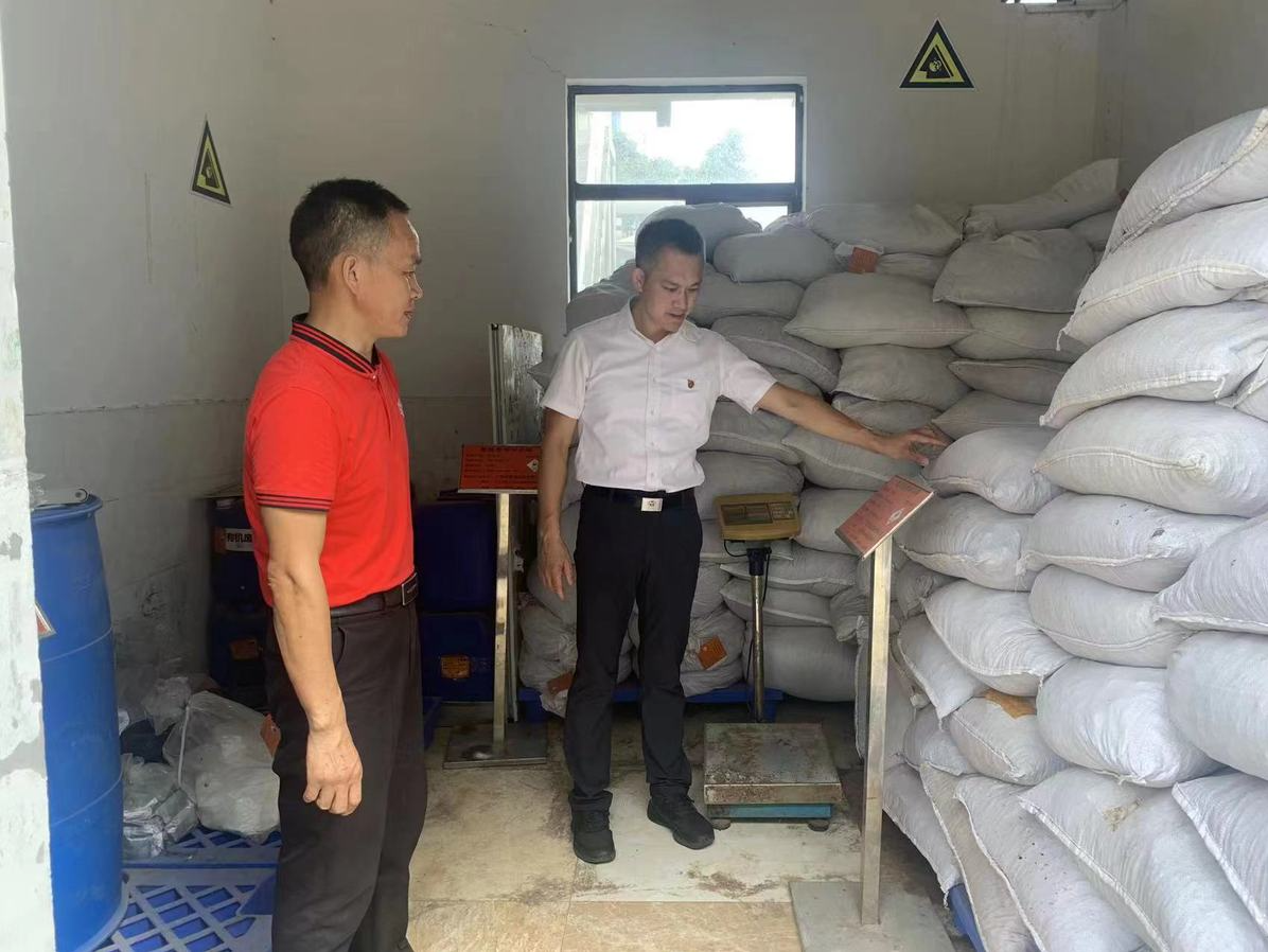 党旗在经济稳增长一线飘扬 | 东莞实业投资集团有限公司：为建设“无废城市”贡献党员力量