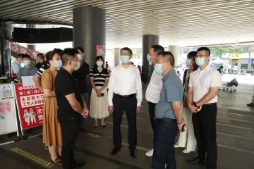 凤凰街道开展节前疫情防控和安全生产督导检查  