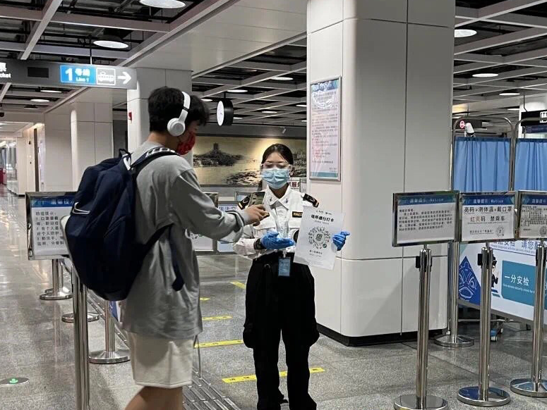 广州地铁预告：将逐步推行扫码进站