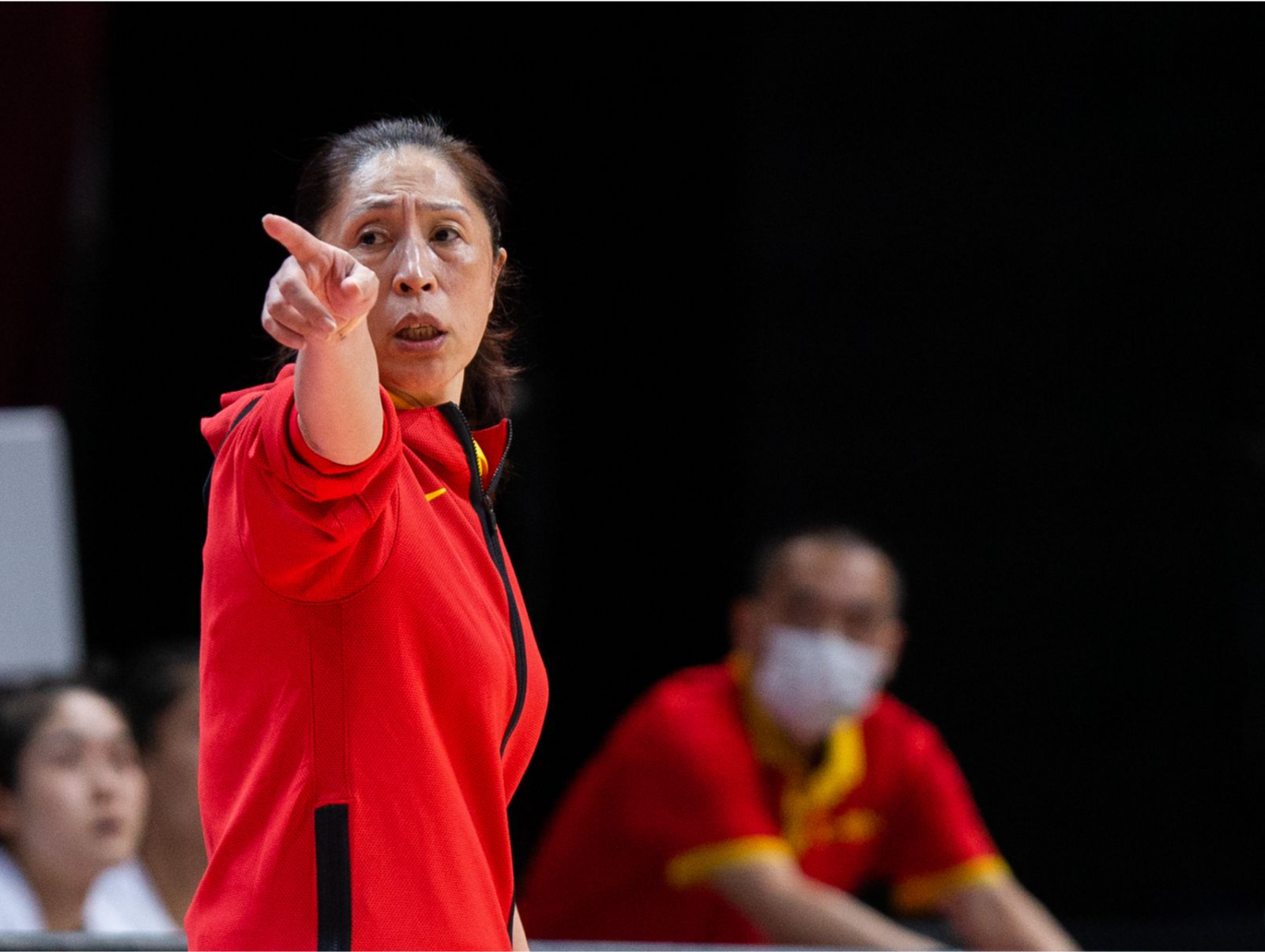 中国女篮主教练郑薇：结束28年的等待，我们想走得更远