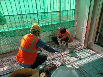 马田街道整治房屋建筑安全隐患，让城市面貌更文明美观