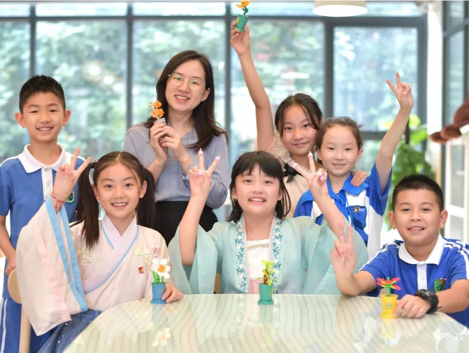 教师节到来，深圳学生这样“花式”表白！