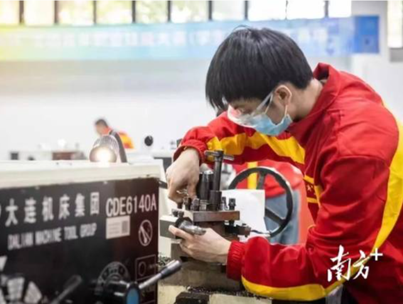 深圳00后中职生获评“全国青年岗位能手”