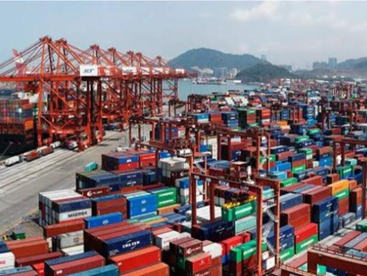 今年1至8月我国港口集装箱吞吐量同比增长4.1%
