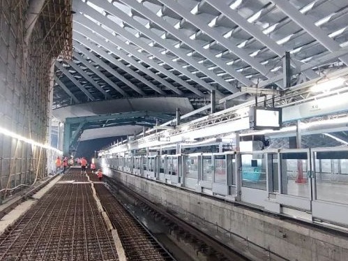 深圳市大运综合交通枢纽安装装修工程完成约92% 