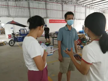 筑牢“无毒防护墙”，凤凰街道走进密闭场所开展禁毒宣传  