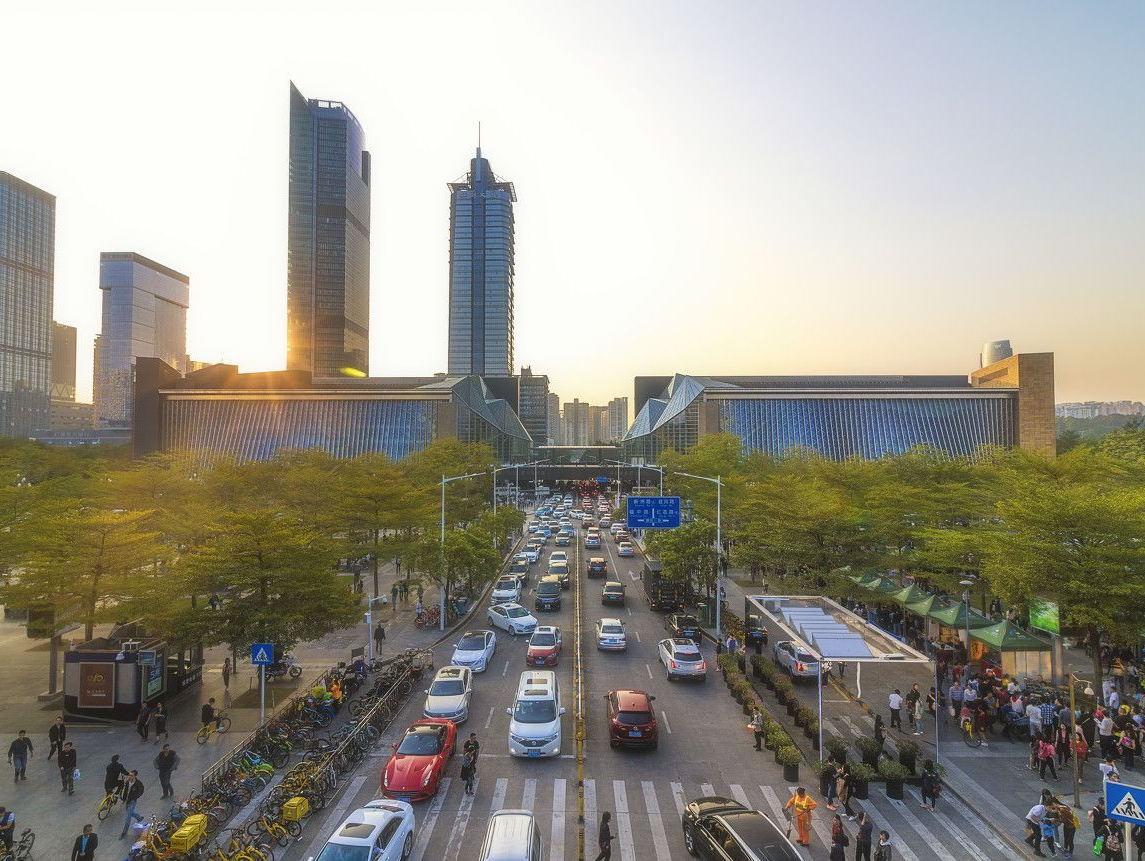 即日起，除这些公交站点外，深圳全市公交正常运营！