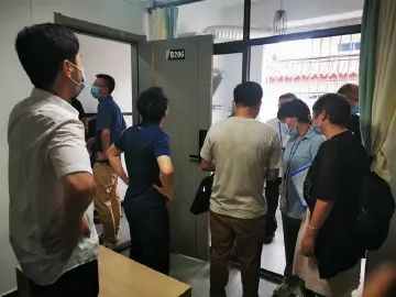 马田街道强化房屋结构安全排查整治