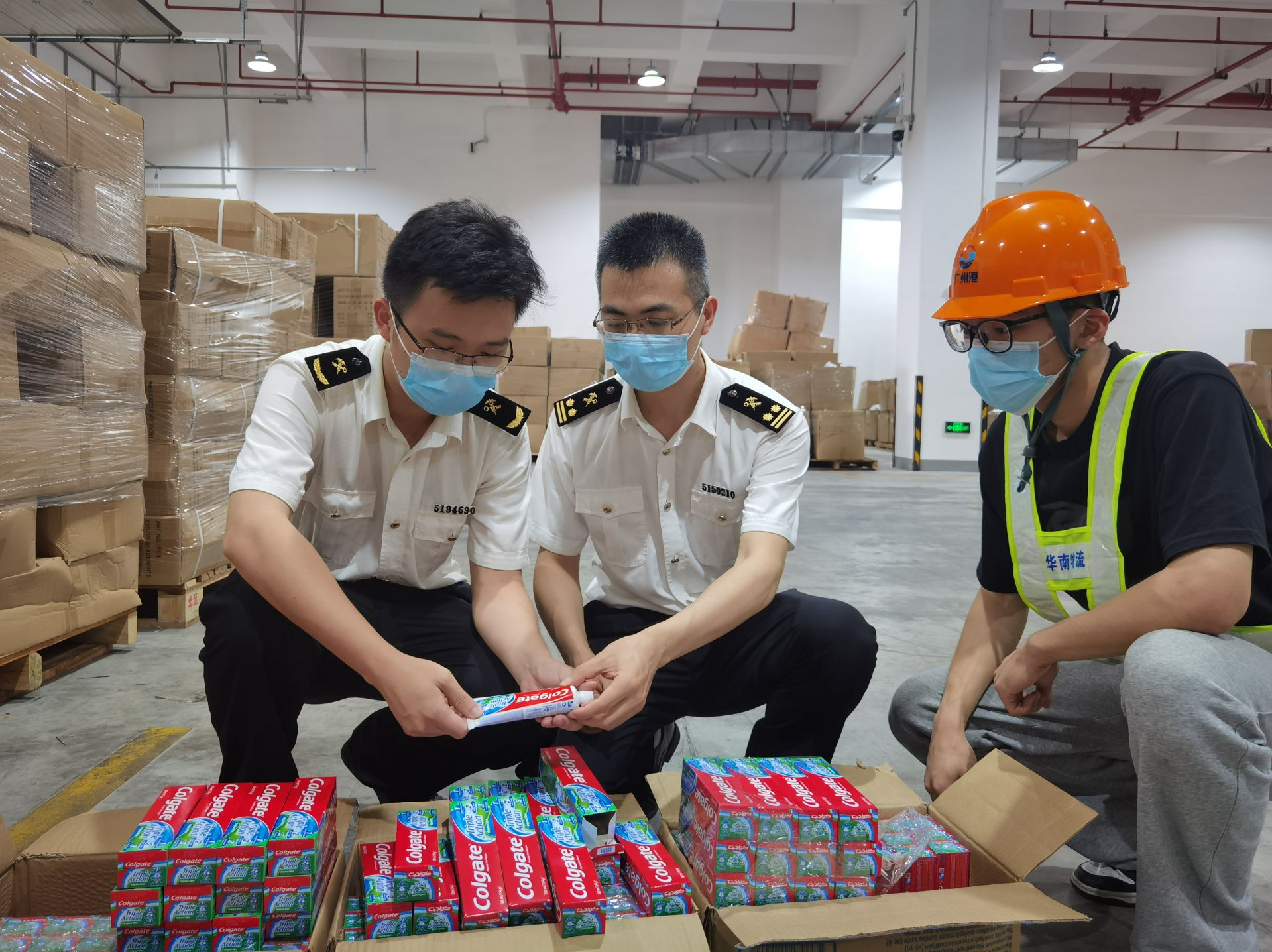 2022年前8月广州海关实际扣留侵权嫌疑货物136.3万件