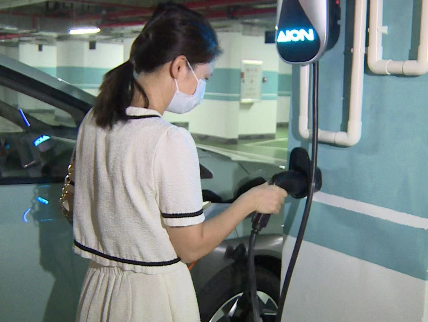 广州南沙率先试点：订新能源车同步报装充电桩，实现交车即充电