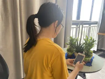 筑牢家庭防毒墙 玉塘街道送禁毒知识进万家 