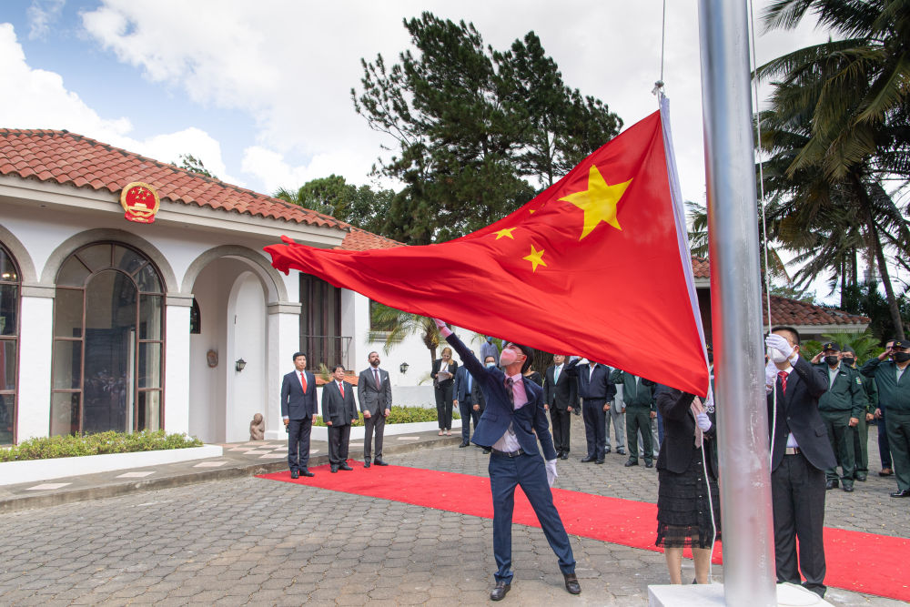 建交31周年这一天，有朋自中亚来！