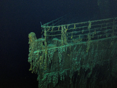 泰坦尼克号残骸8K高清画面公布，深海探险游再惹争议 