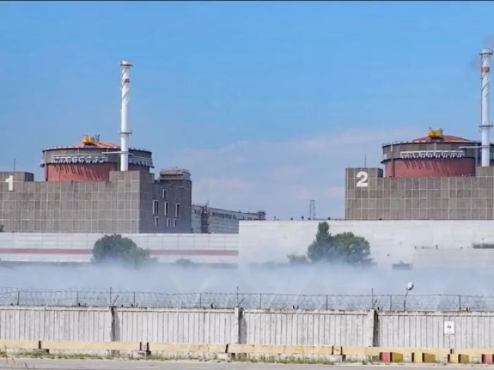 扎波罗热核电站附近一热电厂遭攻击 核电站切换到应急模式